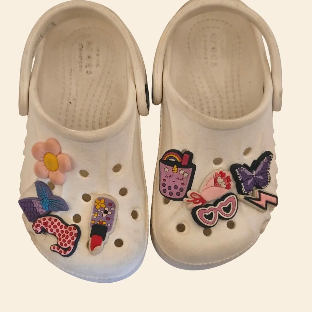Crocs Kids Classic Clogs White Jibbitz Charms Size C9 Slip On Shoes